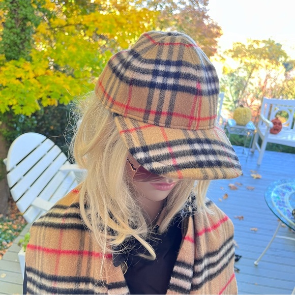 Burberry Cashmere Scarf And Wool Baseball Cap Bundle of 2 - Picture 6 of 8
